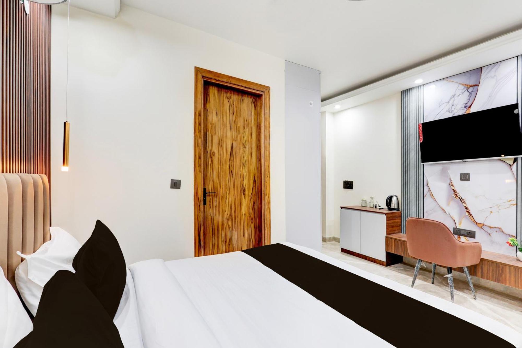 Super Hotel O Sector 43 גורגאון מראה חיצוני תמונה